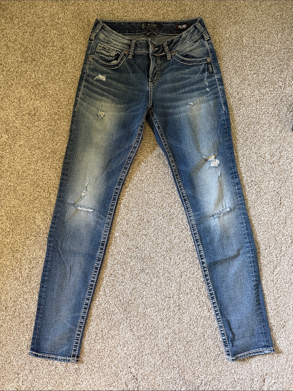 Great Condition Women’s Silver Jeans - Picture 2 of 3